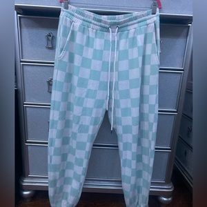 forever 21 baggy mint & white checkered print sweatpants, baggy and very comfy